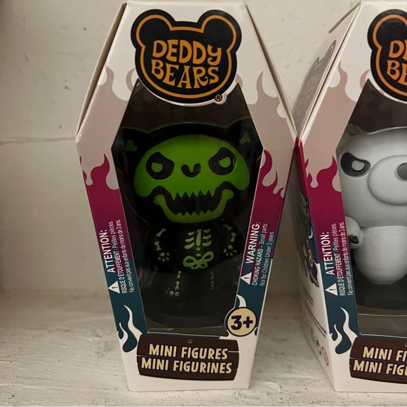 3X NEW Deddy Bears Coffin Window Spekter/ Bones /Beezlebear Mini Figures - Picture 3 of 5